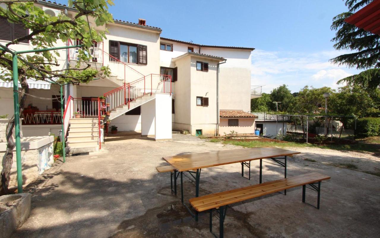 Apartment Gabriel Ровинь Экстерьер фото