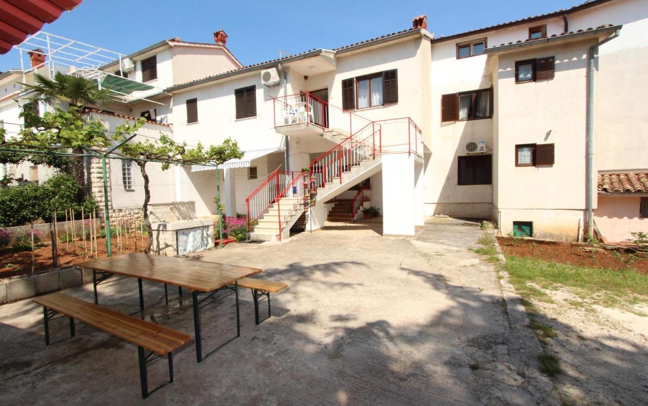 Apartment Gabriel Ровинь Экстерьер фото